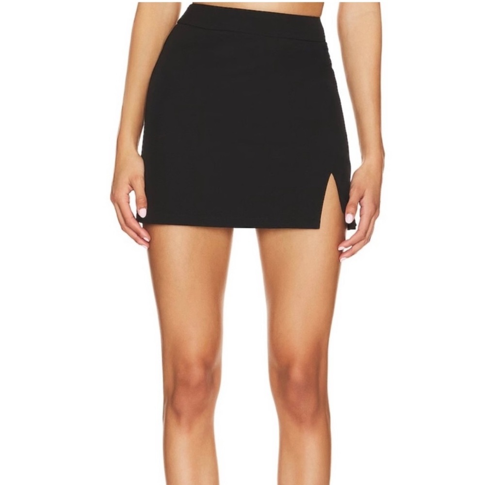 Aritzia Sunday Best Tatiana Skirt size 4